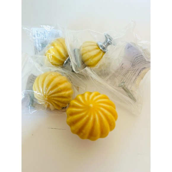 Brainerd Yellow Ceramic Swirl Drawer Cabinet Knobs Set Of 4 NEW 1 3/4 Inch - Picture 1 of 5